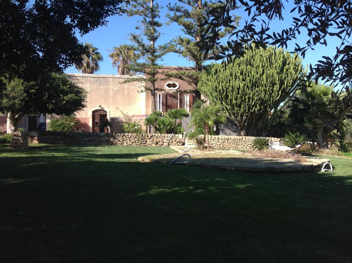 Campo Reale country rooms Pachino Esterno foto